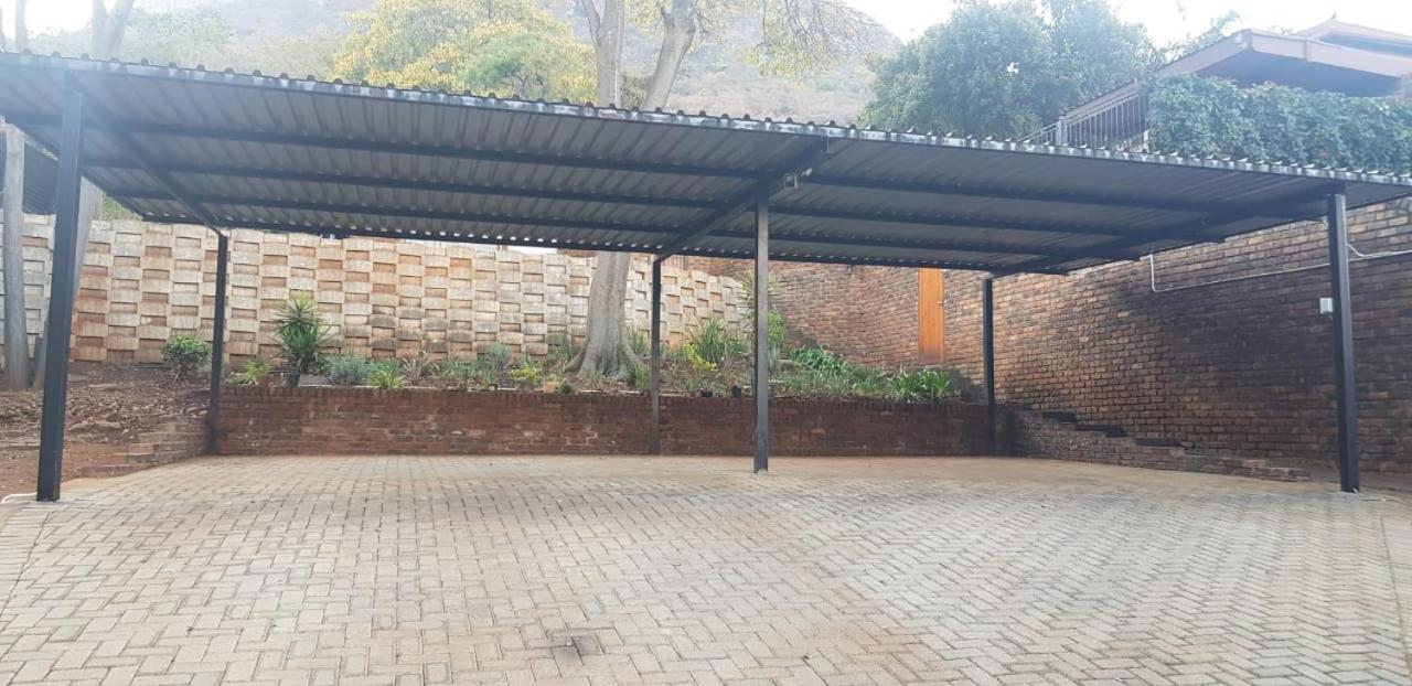 Mia Hills Guest House Hartbeespoort Buitenkant foto