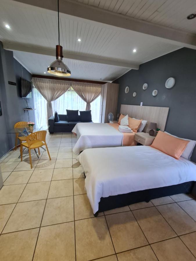 Mia Hills Guest House Hartbeespoort Buitenkant foto